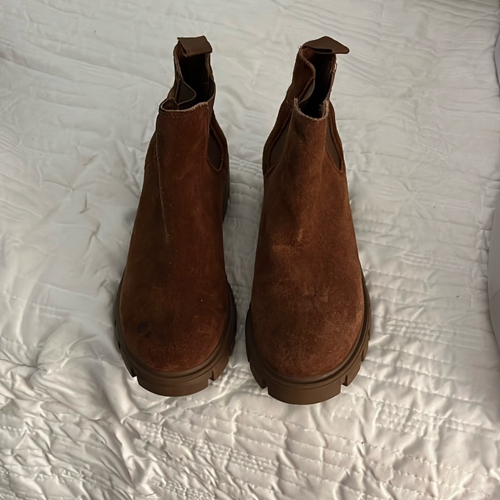 Steve Madden boots